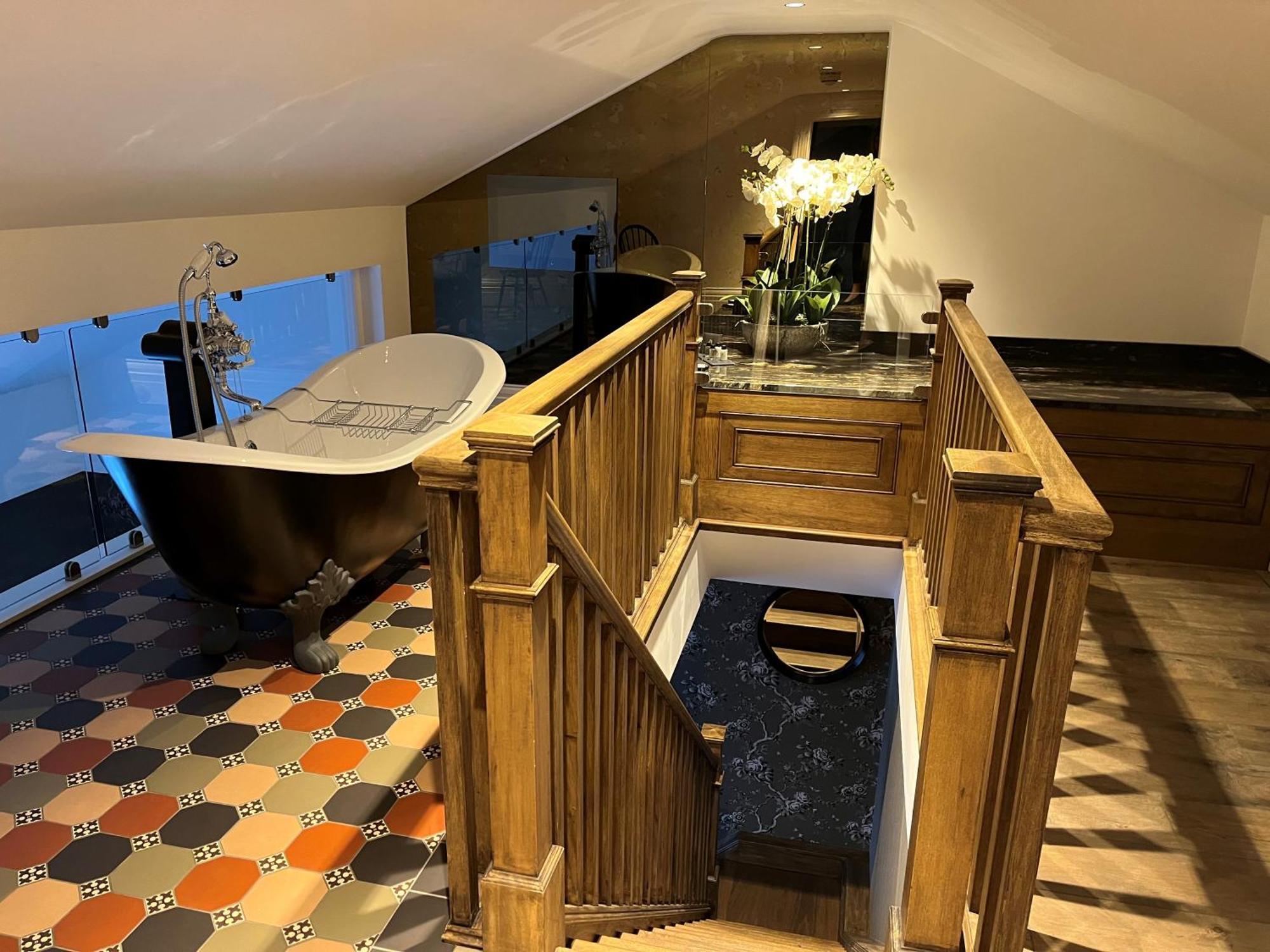 Manor House Lindley Hotel Хъдърсфийлд Екстериор снимка